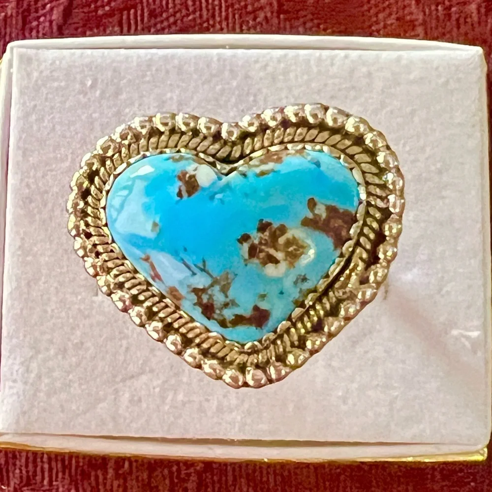 Kingman Turquoise Heart Ring With Copper In Sterling Silver. Large Stone.